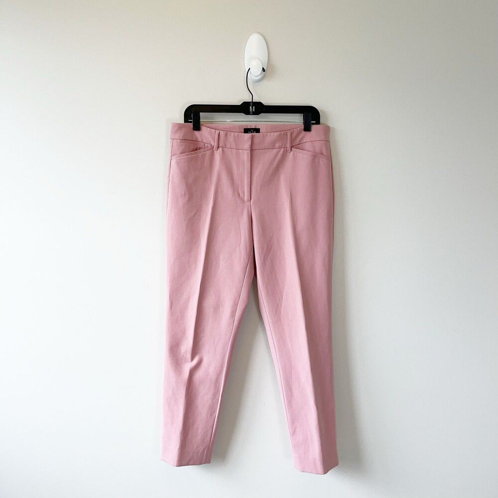 White House Black Market Pink Cropped Ankle Pants
